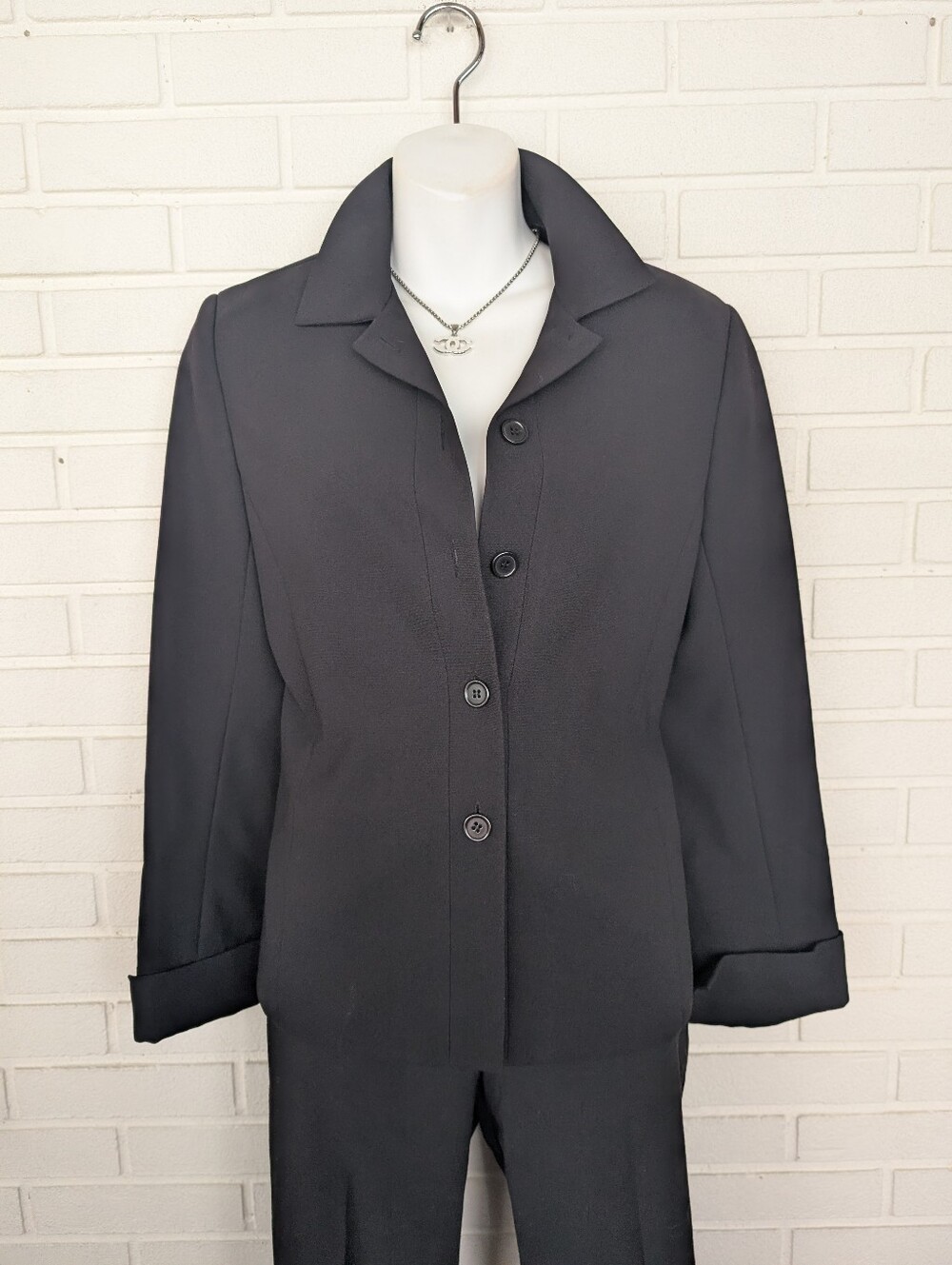 BCBG MaxAxria Tailored Dark Black Blazer